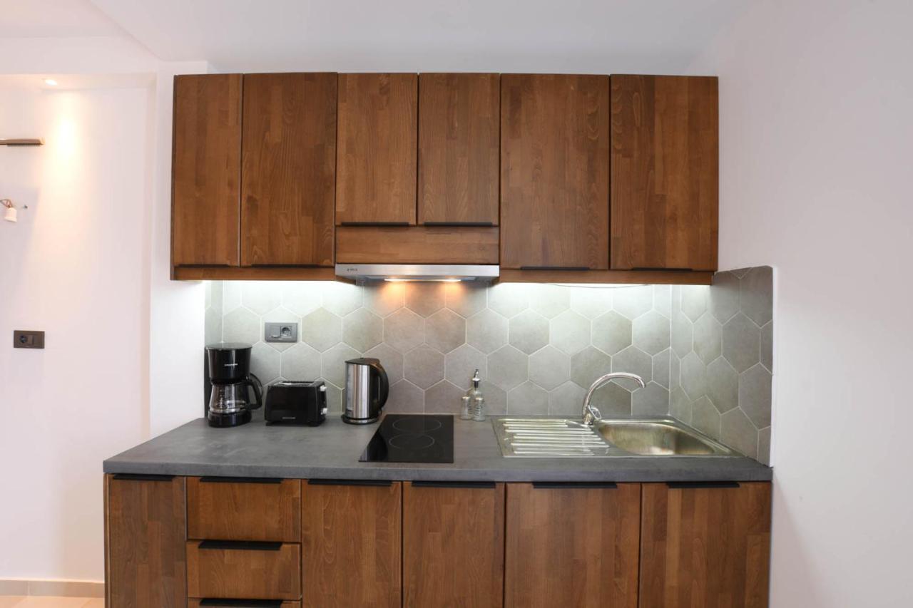 Orion Eco Suites Karteros Ngoại thất bức ảnh